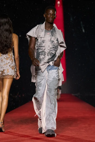 Look 2